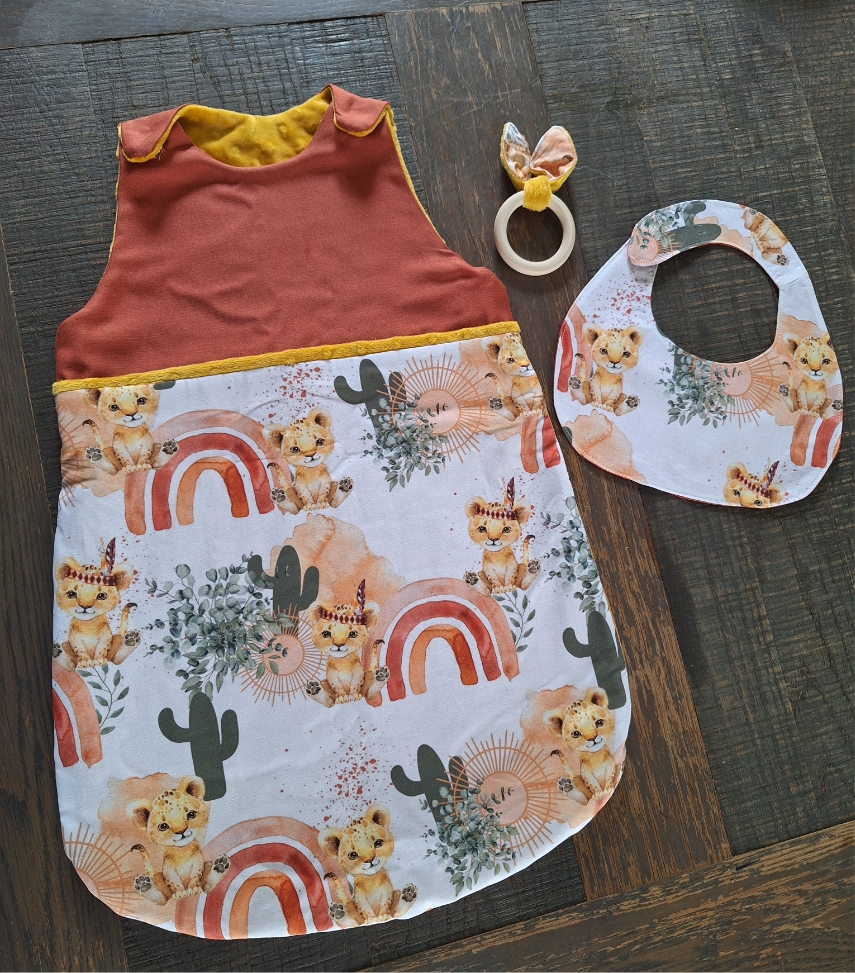 coffret-bebe-bavoir-gigoteuse